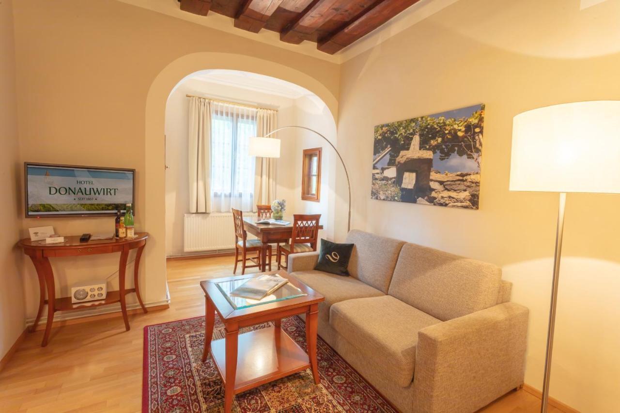 Donauwirt - Hotel Garni Вайсенкирхен ин дер Вахау Екстериор снимка